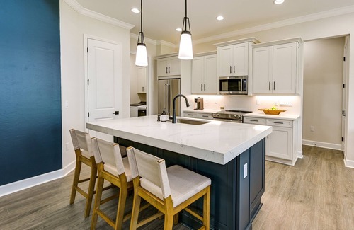 Naples House | Naples Retreat w/Community Perks: 6 Mi to Beach!