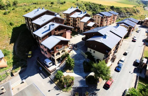 Val Cenis Apartment | Napoleon Quarter Residence - 2 Rooms for 4 People