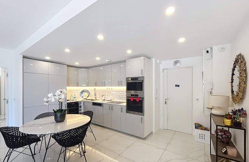 Golfe Juan Apartment | Napoleon - Two Bedroom Apartment, Sleeps 4