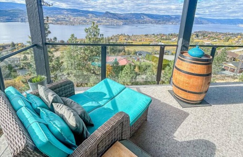 Okanagan-Similkameen Apartment | Naramata Hillside Luxe Retreat