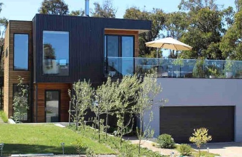 Fairhaven House | Narani Dreaming- This property has all the modern conveniences you require to make your holiday