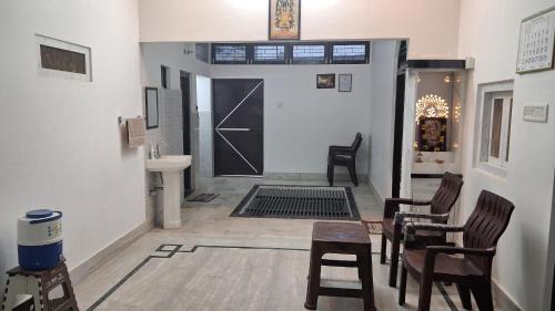Faizabad Apartment | Narayan sadan