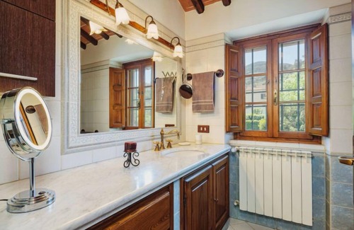 Castelvecchio House | Narciso by Interhome