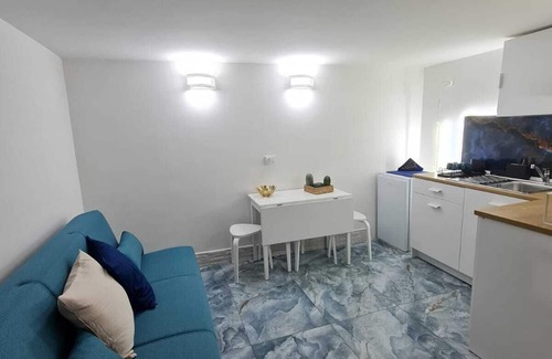 Quartieri Spagnoli Apartment | NARDONES IN NAPLES CENTER - New/Furnished/Central - LECAMBRIAS LUXURYHOME