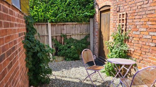 Loppington House | Narnia