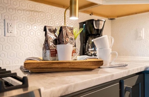 Haynes Area House | Nashville Getaway 2 Homes + Rooftop Oasis