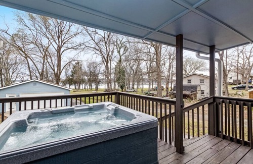 Mount Juliet House | Nashville Lakehouse on Old Hickory, Two Foot Cove!