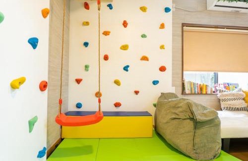 Nasu House | Nasu Adventures Inn お子さま大興奮 吹き抜け全面アスレチックネット屋根付き本格BBQで楽しむ森の中のファンタジーな宿