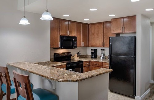 National Harbor Resort | Nat'l Harbor MD’s Innovative Waterfront District near Wash DC 1BD/1BA Deluxe Ste