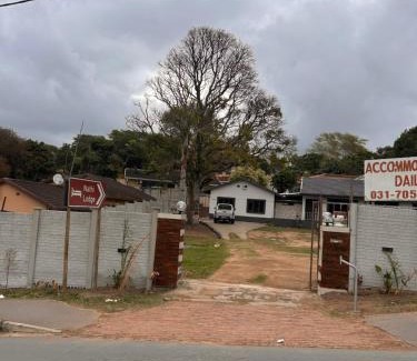 New Germany House | Nathi Lodge - 26 Berkshire Drive New Germany