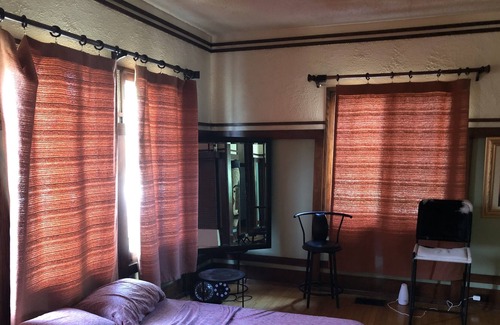 Maywood House | national historic home near downtown airports no parties no events