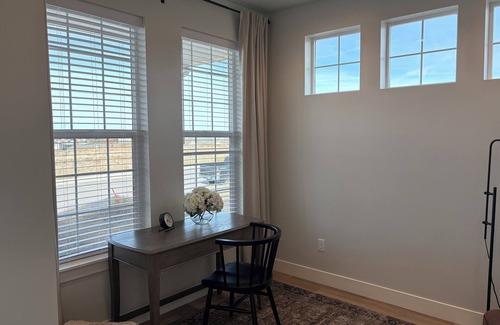 Cedar City House | National Park Launching Pad - 3 beds 2.5 baths - Tesla Charger