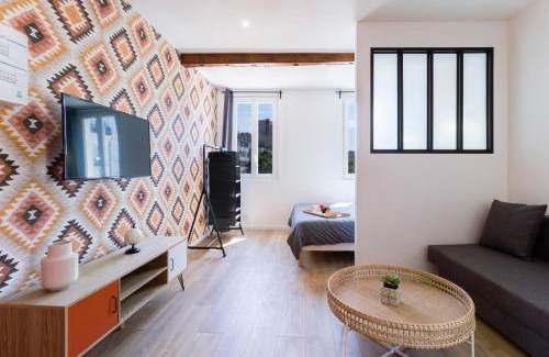 1st Arrondissement Apartment | NATIONALE 4 - St Charles - Réformés - Vieux Port