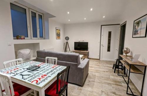 Le Coteau Apartment | Nationale 7, route des vacances