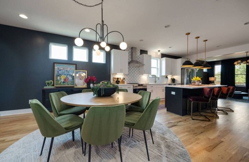 The Nations Apartment | Nations Elegance: Rooftop & Private Patio