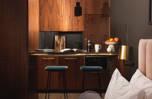 South Bank Apartment | Native Bankside