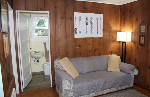 Ocean Park Cottage | Native Cottage- 2 bed cottage