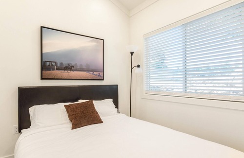 Temecula Cabin | Native Falls Cabin (1BR Loft XL 18) - 1BR Loft XL Craftsman Cabin