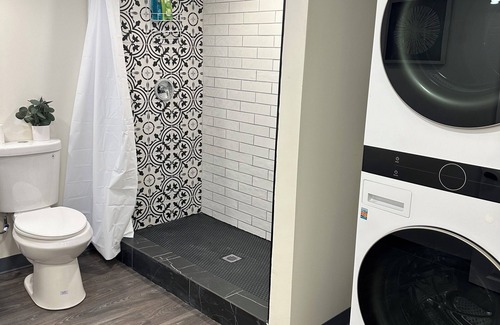 Mid-City Apartment | Natural Historic New Orleans Home - 7 Mins to FQ