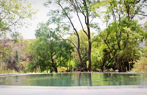 Mookgopong House | Natural Hot Spring bungalow in Limpopo