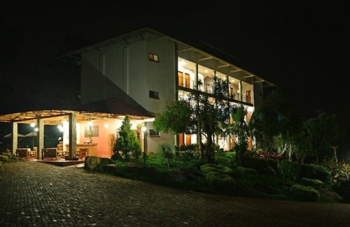 Granada Hotel | Natural Suite in La Mesa, Cundinamarca.