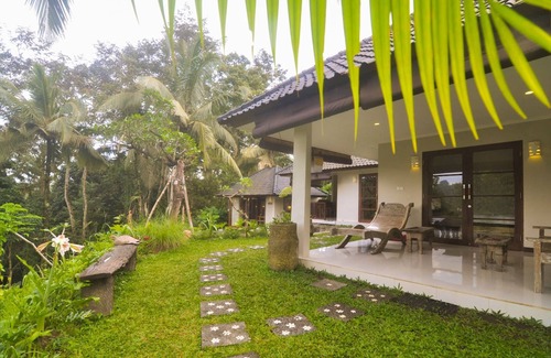 Bongkasa Pertiwi Villa | Naturally 2 bedroom villa with pool n Amazing view