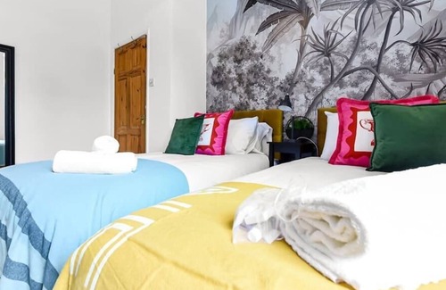 Munster Apartment | Nature in the City: 2BR Flat with Outdoor- OLD