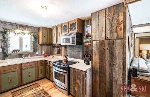Grey Highlands Cabin | Nature Lovers Delight. Enjoy the tranquility of country living