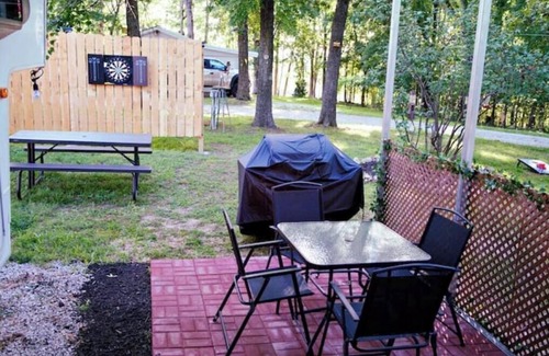 Osage Beach House | Nature's Mood Glamping