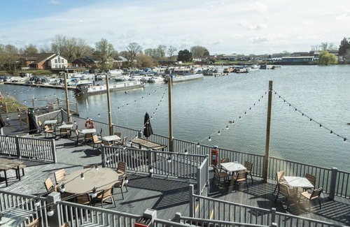 Great Billing Cottage | NATURE'S NOOK - BILLING AQUADROME in Billing Aquadrome Holiday Park