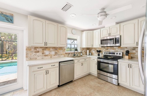 Oakland Hills House | Nature's Splendor! Lovely Setting.