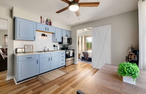 Canal Fulton House | Nature’s Retreat! Modern Comfort in a Serene Setting!