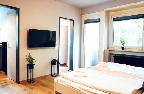 Wolfsburg Apartment | Naturnahes Apartment- 3 Betten-Waschmaschine-Parkplatz-Balkon