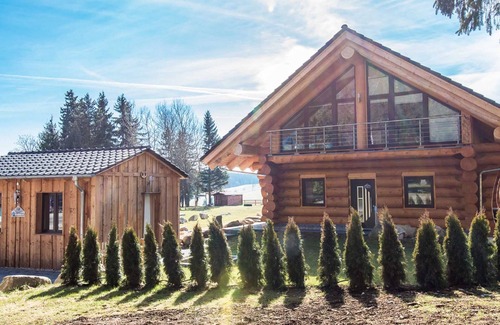 Tanne House | Naturstammhaus 112 qm - Naturstammhäuser Zum Brockenbäcker