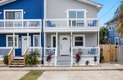 Silver Sands House | Nautical Nights - 5 Min Walk to Beach!