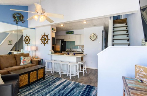 Biltmore Beach Hotel | Nautical Watch B14