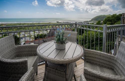 Pendine Apartment | Nautilus - 2 Bedroom Apartment - Pendine