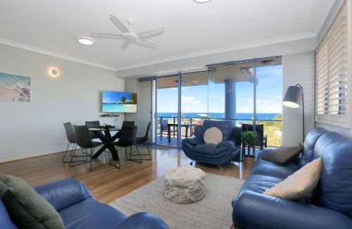 Hawks Nest House | Nautilus 5