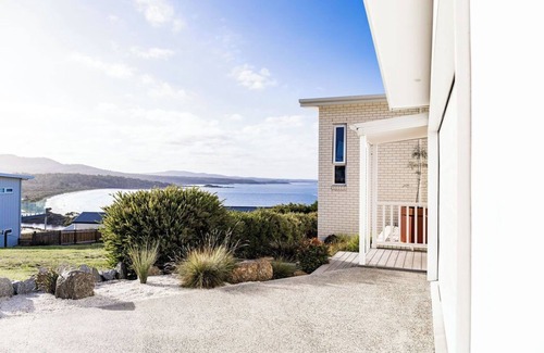 Binalong Bay House | Nautilus ~ Bay of Fires