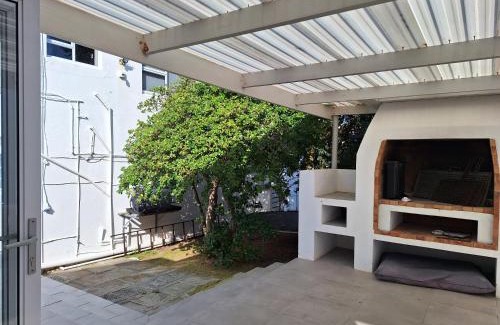L'Agulhas House | Nautilus Flat