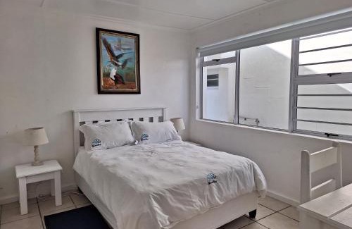 L'Agulhas House | Nautilus Flat