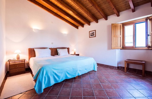 Barracao Other | Nave Redonda do Cerro