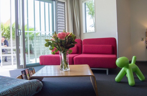 Ahuriri Hotel | Navigate Seaside Hotel