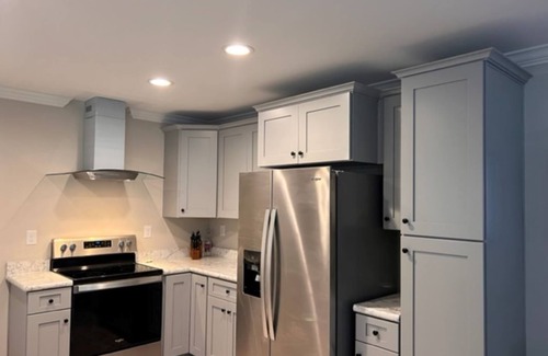 Southport House | Navigation Blue - Beach Escapen3 bedroom 2 bath private home