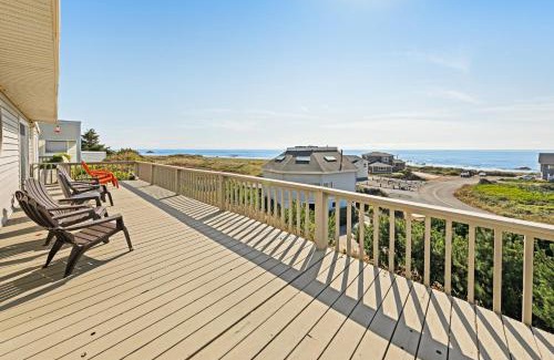 Gold Beach House | Navigator House