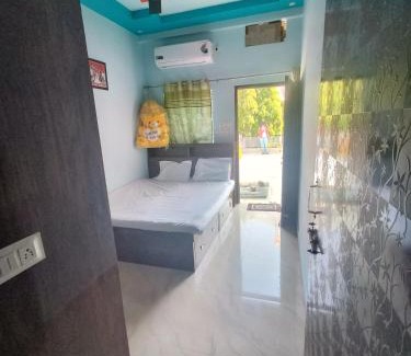 Ujjain House | NAVKAR Guest House