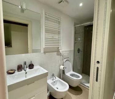 Rione V Ponte House | Navona Fox House 1