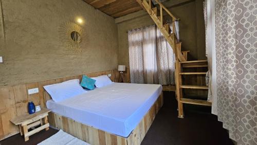 Banjar House | Navrasa Hill view