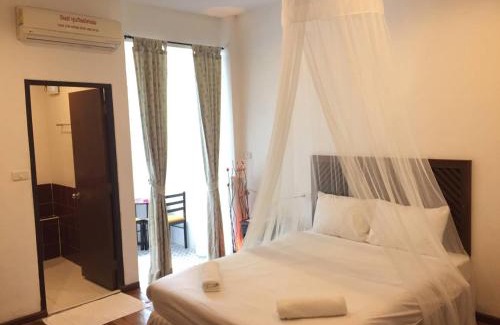 Talat Yai Hotel | Nawaporn Place