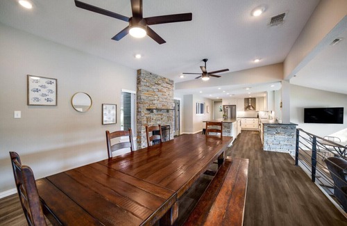 New Braunfels House | NB Lakefront Getaway*Luxury on Lake Dunlap